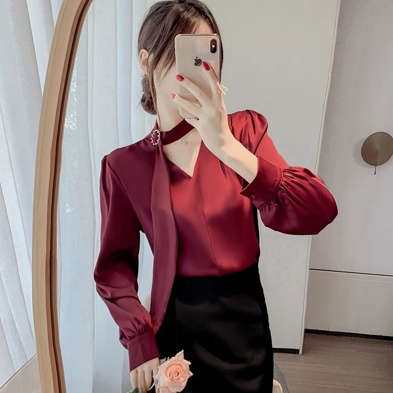 Women Formal Wear Trends 2025 - เสื้อเชิ้ตและเสื้อเบลาส์ผู้หญิงสำหรับใส่ทำงาน ชุดทำงานสไตล์ลำลอง เสื้อคลุมแฟชั่นปี 2025 เสื้อผ้าแฟชั่น เสื้อเชิ้ตชีฟอง