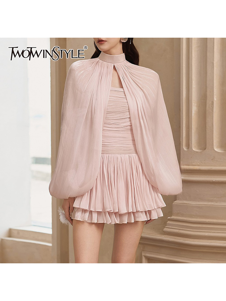 Shift Dress Sleeveless - ชุดเซ็ตสองชิ้นสไตล์หวานจาก TWOTWINSTYLE สำหรับผู้หญิง เสื้อคอตั้งแขนยาว พร้อมเดรสเกาะอกไม่มีแขน