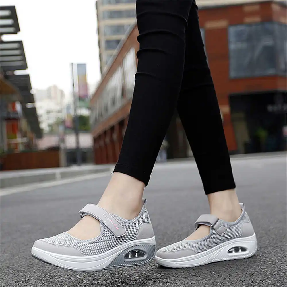 Formal Women Daily Wear Footwear - 36-41 Demi-Seasonรองเท้าผ้าใบสีเดินสเก็ตตะกร้ารองเท้าสําหรับชายกีฬาHigh-Techรองเท้าผ้าใบ 2025new Bityการฝึกอบรม