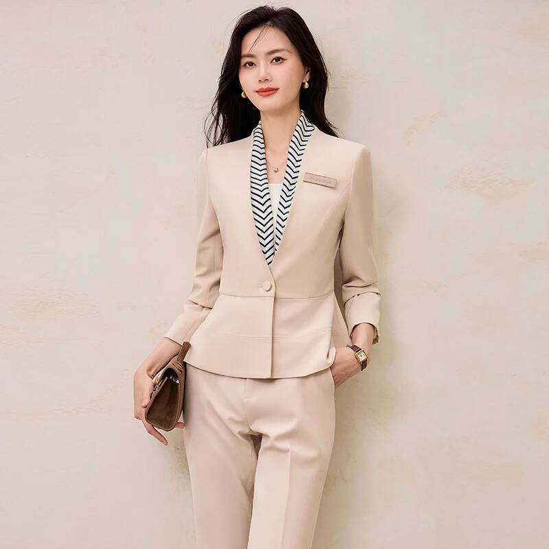 ชุดสูททำงานผู้หญิง สไตล์ทางการ - Women Formal Wear Interview บทวิจารณ์และราคา