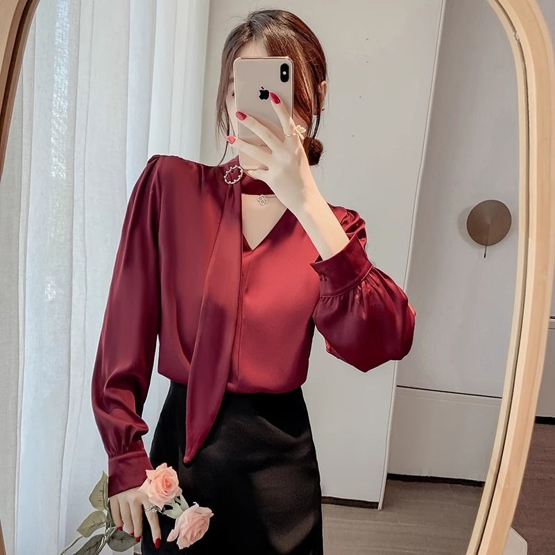 เสื้อเชิ้ตและเสื้อเบลาส์ผู้หญิ - Women Formal Wear Trends 2025 บทวิจารณ์และราคา