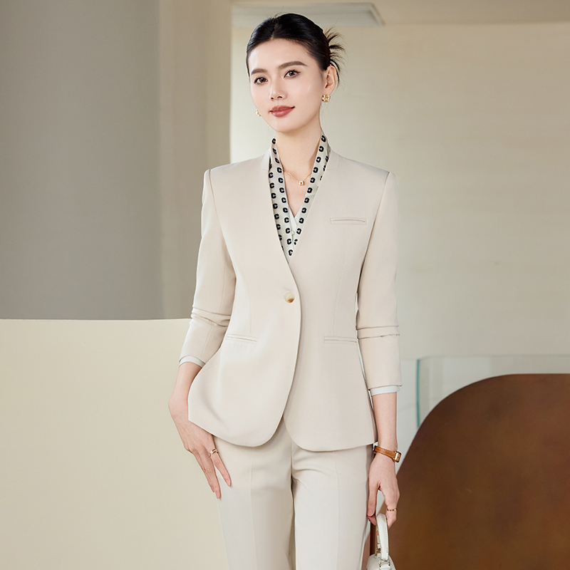 ชุดสูททำงานผู้หญิงสำหรับธุรกิจ - Women Formal Wear Interview บทวิจารณ์และราคา